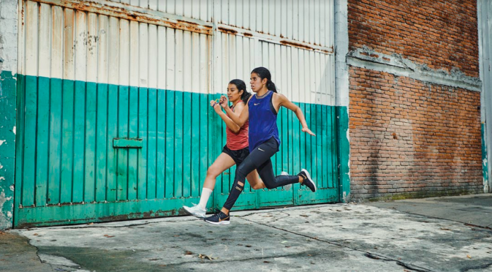 Todos de alguna manera somos héroes de la ciudad porque de alguna manera con nuestras acciones alguien más se inspira. De eso va Tiempo de Ser Héroes, la campaña de Nike a la que debes unirte.