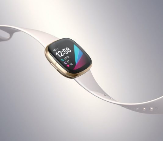 Fitbit sense, el smartwatch para las corredoras que quieren cuidar su salud